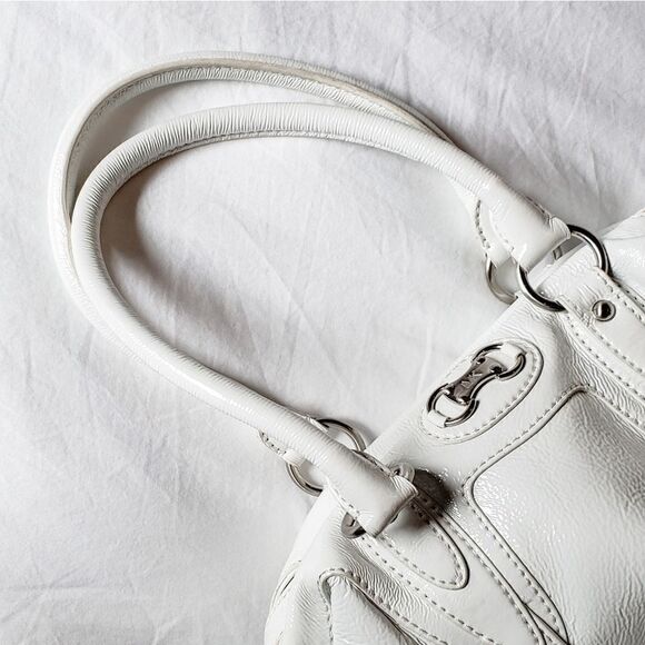 MK Puffer Handbag - Picture 6 of 10